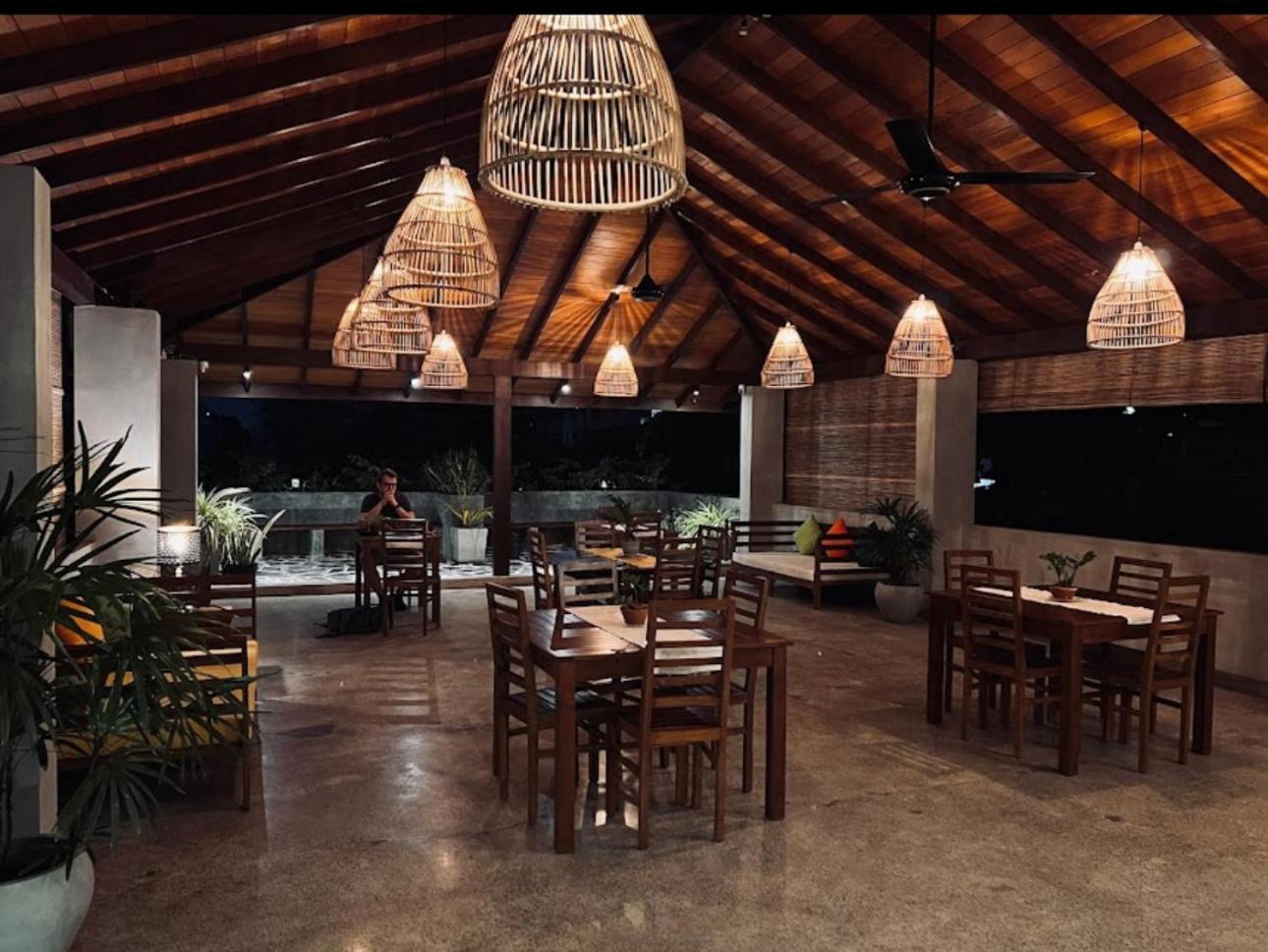Sayura House Hotel Kolombo Bagian luar foto