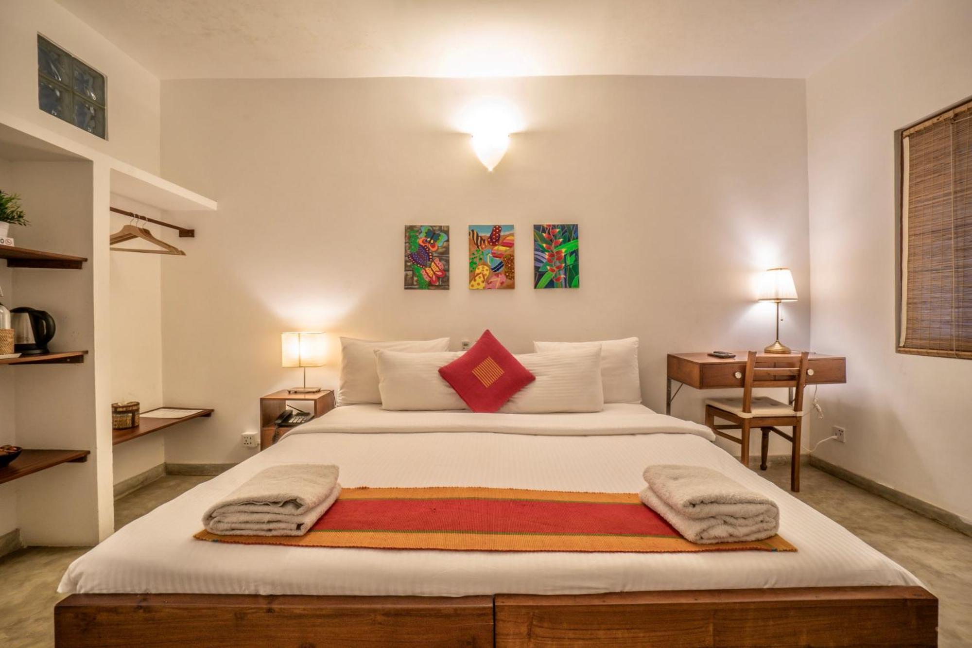 Sayura House Hotel Kolombo Bagian luar foto