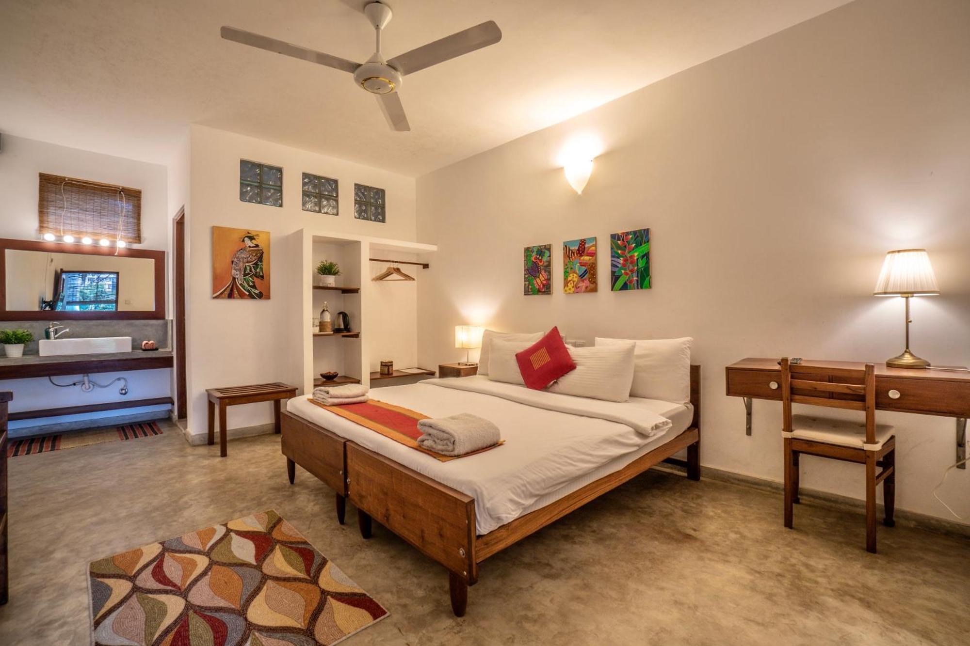 Sayura House Hotel Kolombo Bagian luar foto