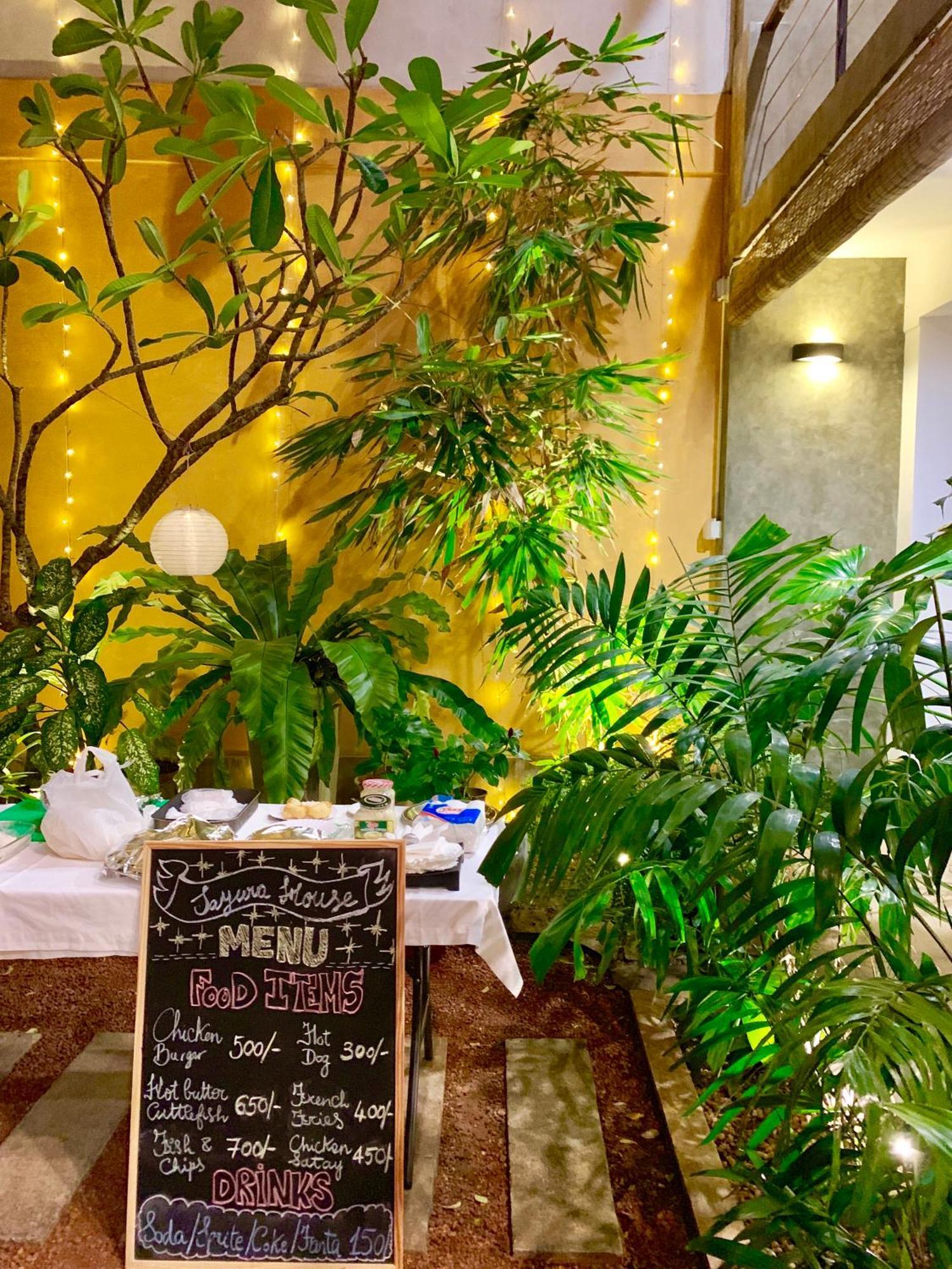 Sayura House Hotel Kolombo Bagian luar foto