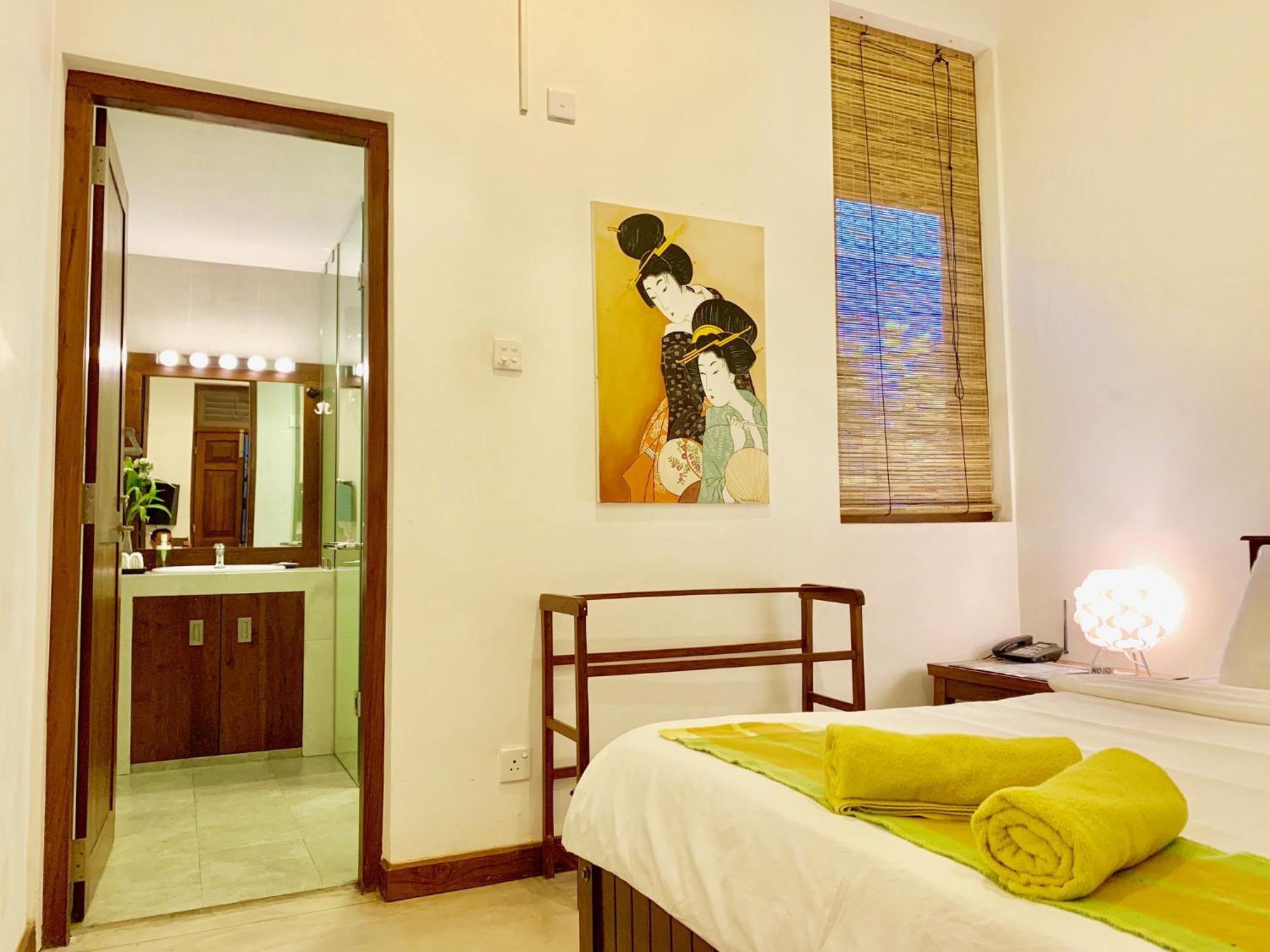 Sayura House Hotel Kolombo Bagian luar foto