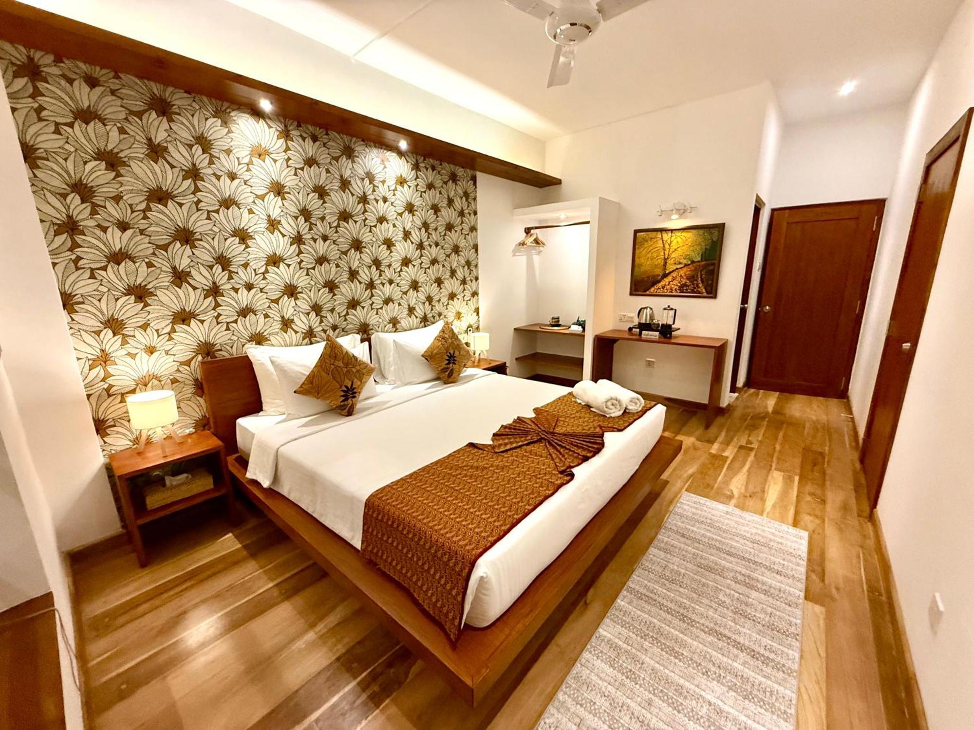 Sayura House Hotel Kolombo Bagian luar foto